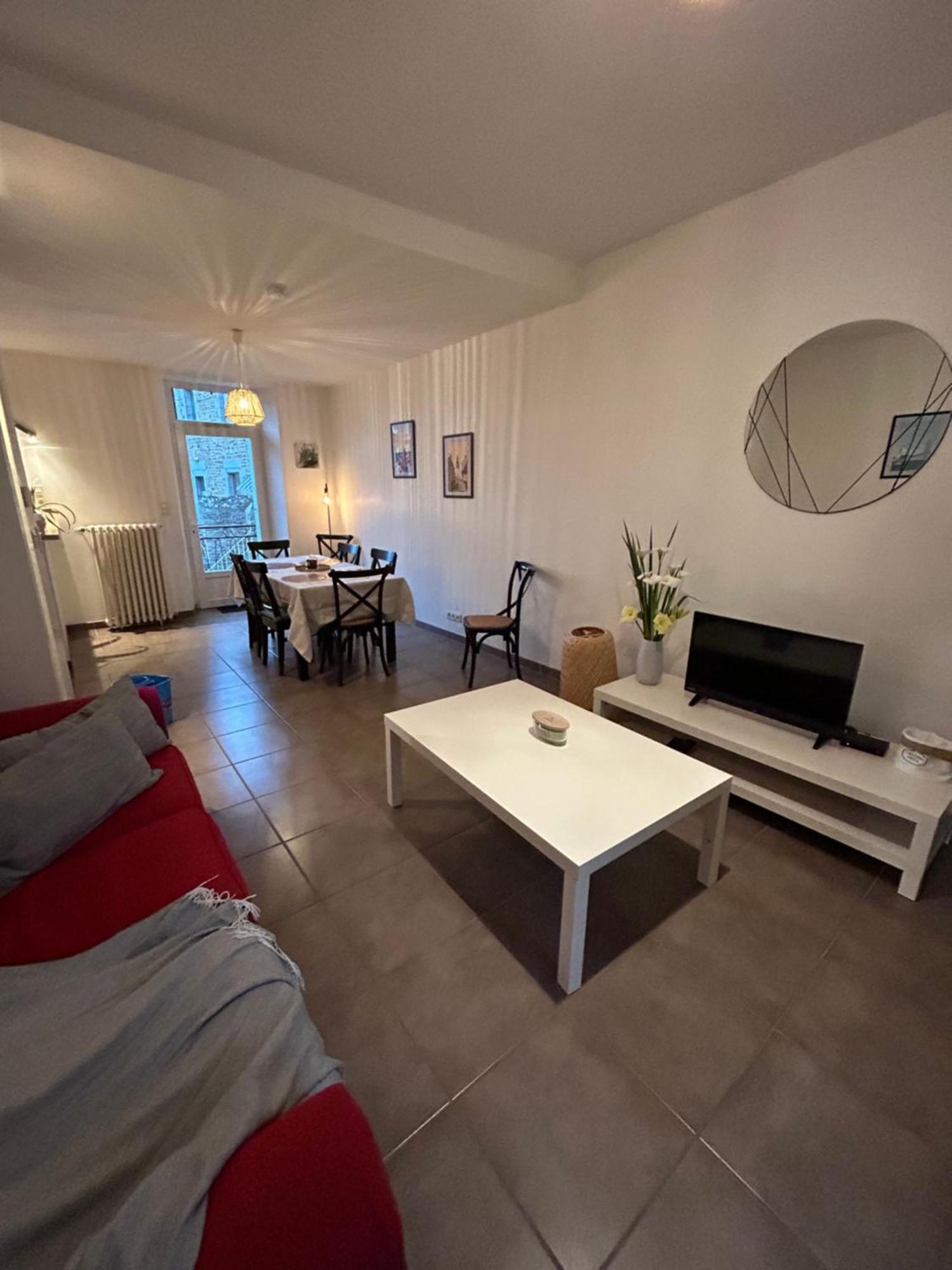 Jolie Maison Familiale Guingamp Zewnętrze zdjęcie